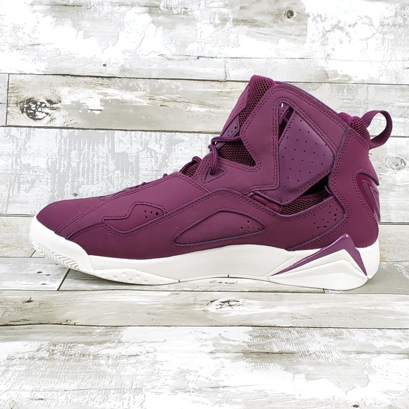 Jordan True Flight Mens Basketball Shoe Red Maroon - Picture 3 of 8